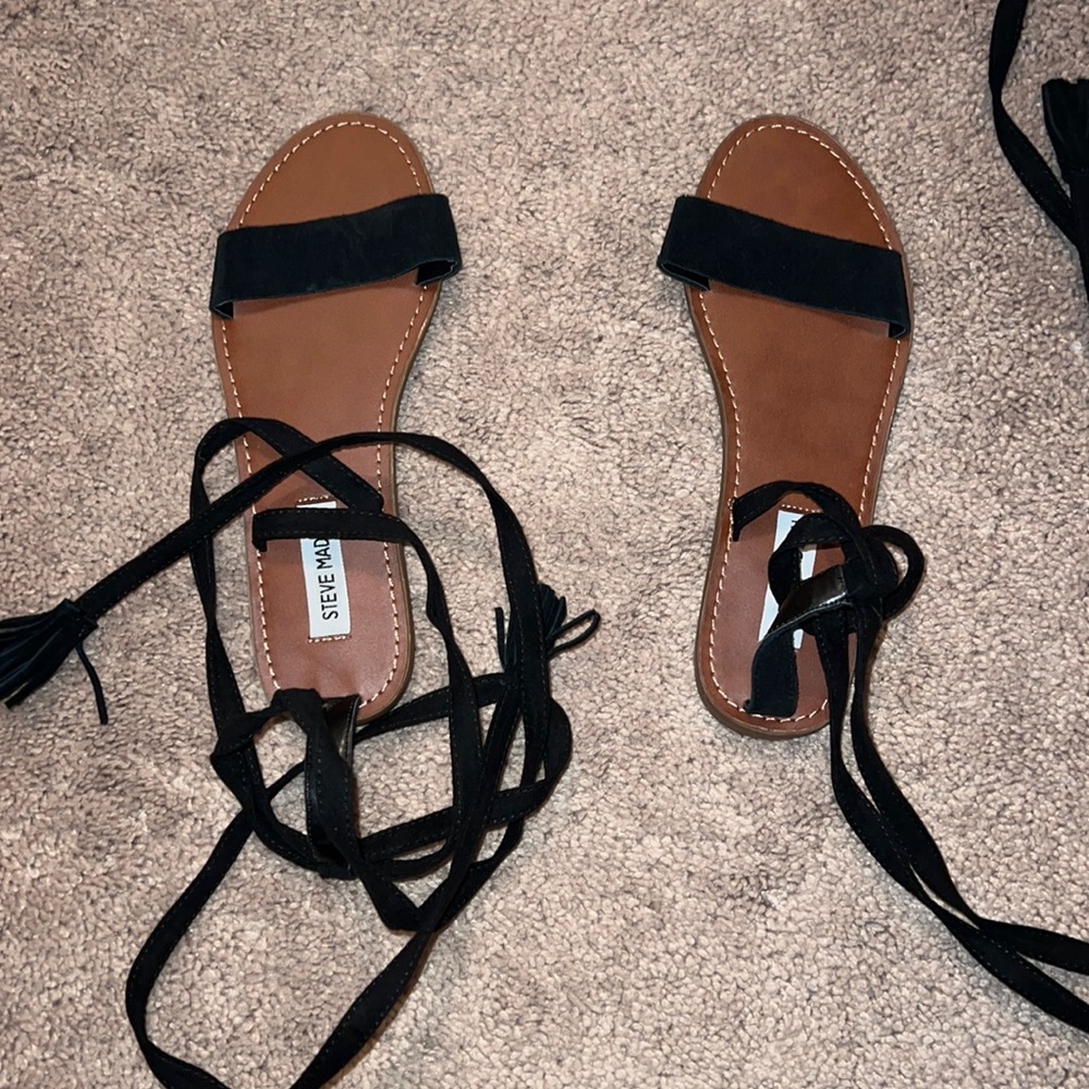Womens Steve Madden Gladiator black sandal - never worn
